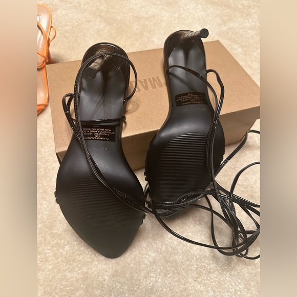 BNIB - New .. Steve Madden Flamin Black heels .. size US 10 - Picture 4 of 5